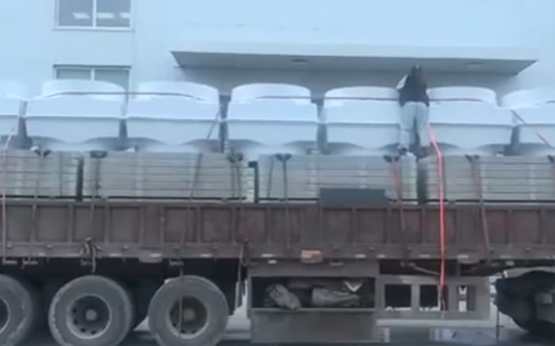 水泥漏粪板+玻璃钢负压风机-装车发货不亏吨，一站式采购省心